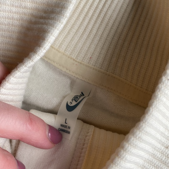 NWT Large Womens Quarter Zip Sweatshirt - Picture 5 of 8